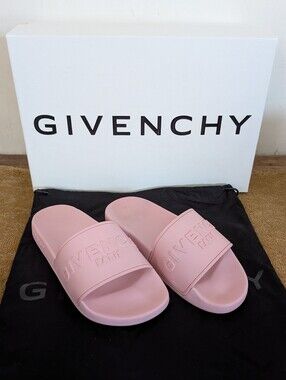 Givenchy Paris Pink Rubber Pool/ Beach Slides Sandals EU 37/ US 7